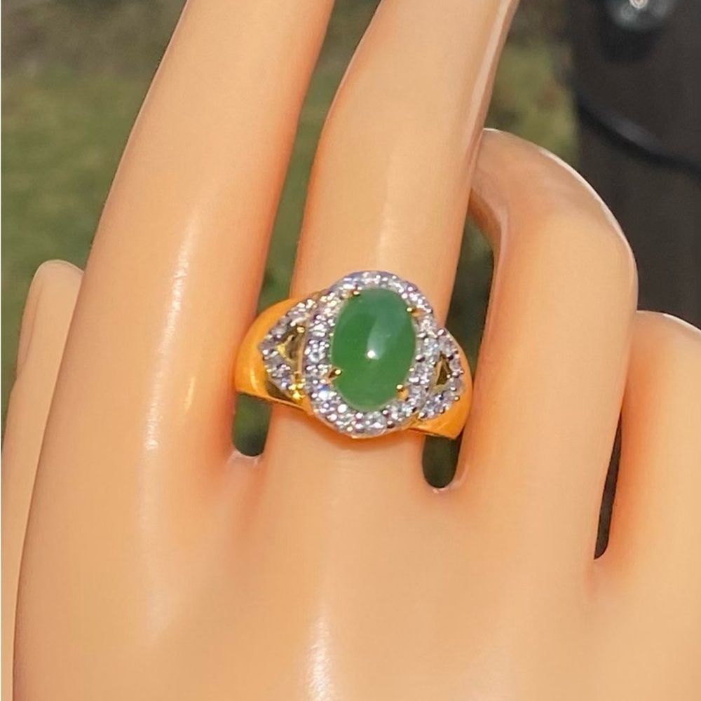 Natural Burmese Jadeite Jade and Diamond Ring in 18 K solid gold ⭐️US 8.5